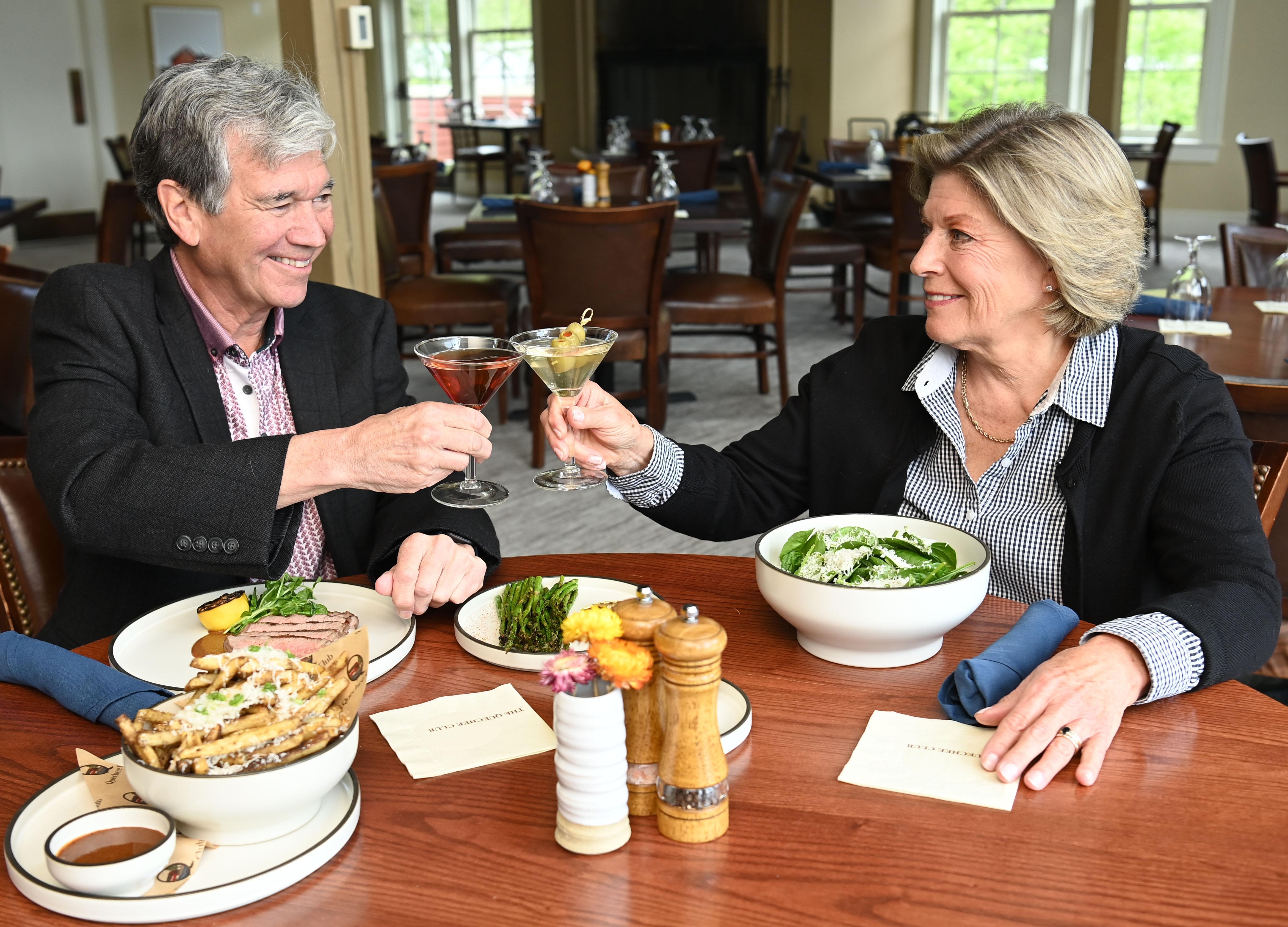 DINING + SOCIAL